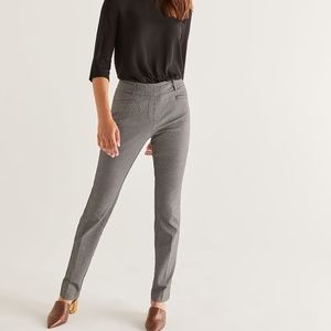 *SOLD*  BNWOT Reitmans The Iconic Jacquard Pants